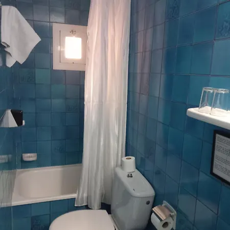 Affittacamere Mary -adults Only 21 Lloret de Mar