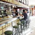 Mary - Adults Only 18 And Up Gasthuis Lloret de Mar